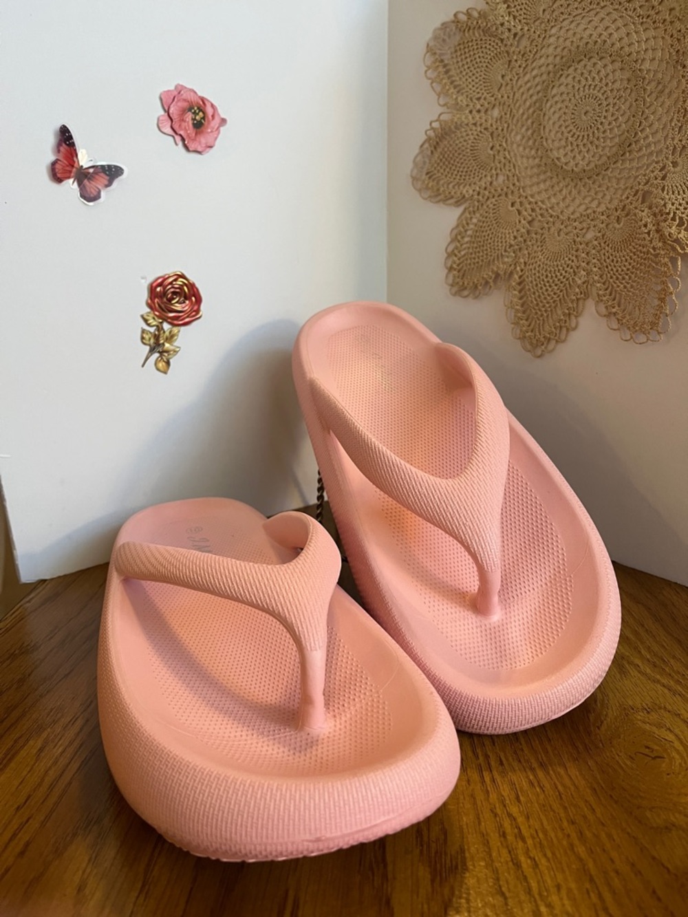Women's Pink Foam Flip Flop Sandals Size 10 Women - Lightweight Summer Comfort